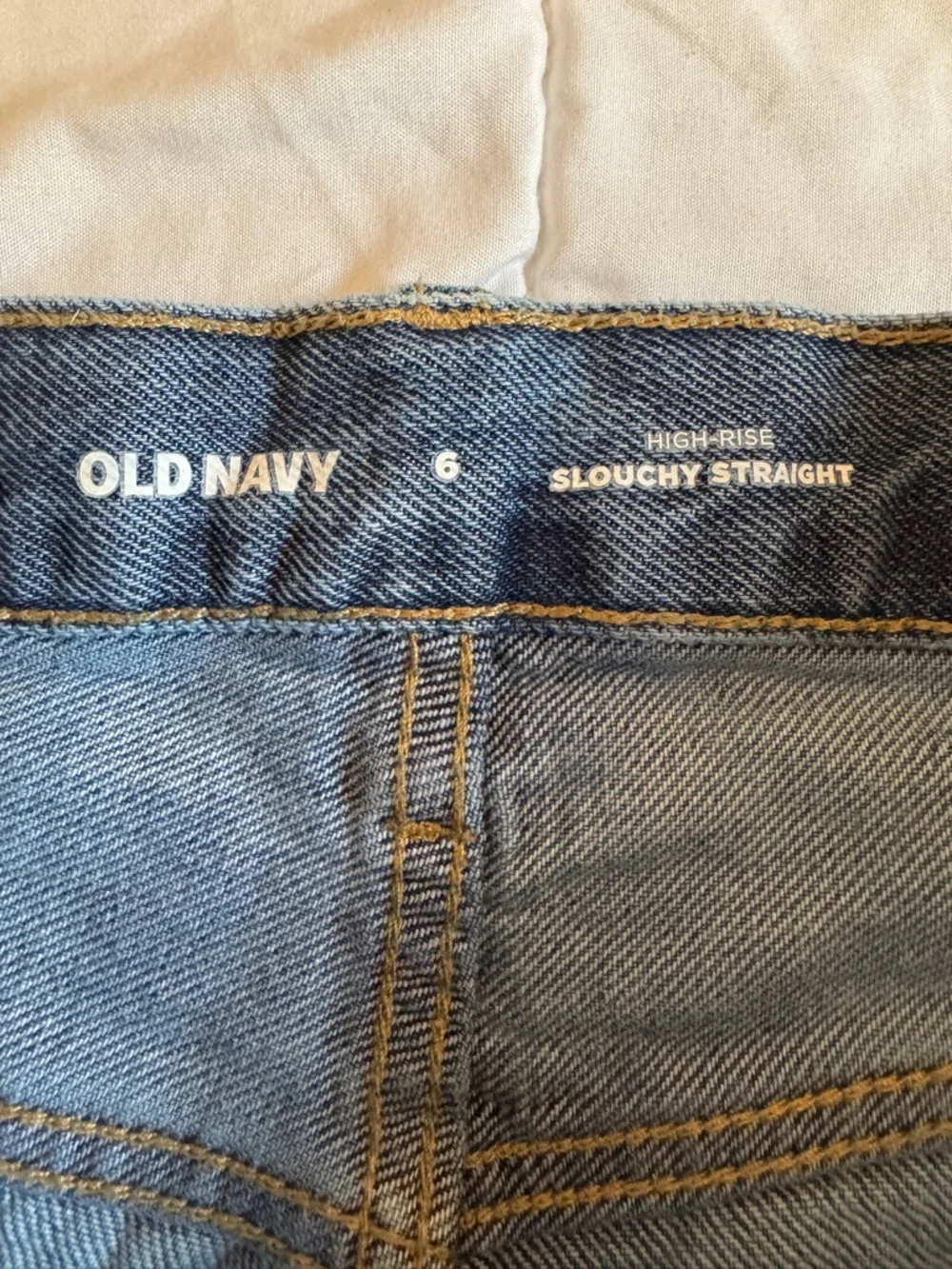 Old Navy Womens High Rise Slouchy Straight Denim Cut Off Shorts Size 6 Blue Wash